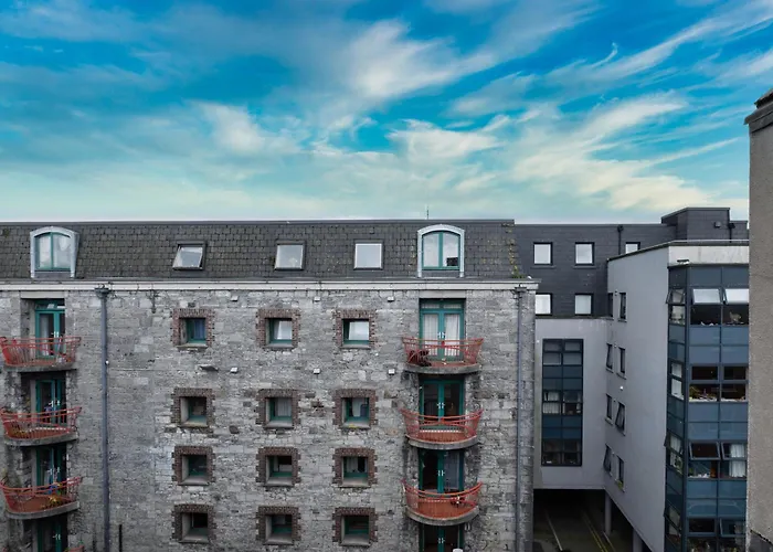 Daire Luxury Modern Penthouse, Centre, Sleeps 6 Galway